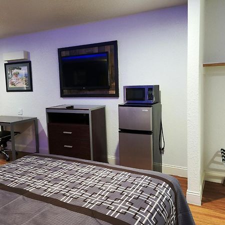 Express Inn Tomball Dış mekan fotoğraf