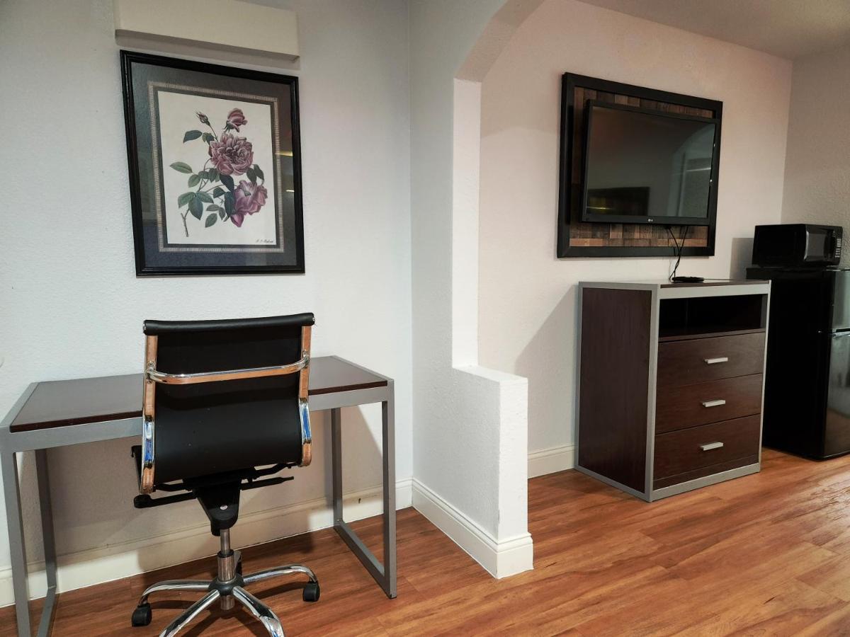 Express Inn Tomball Dış mekan fotoğraf