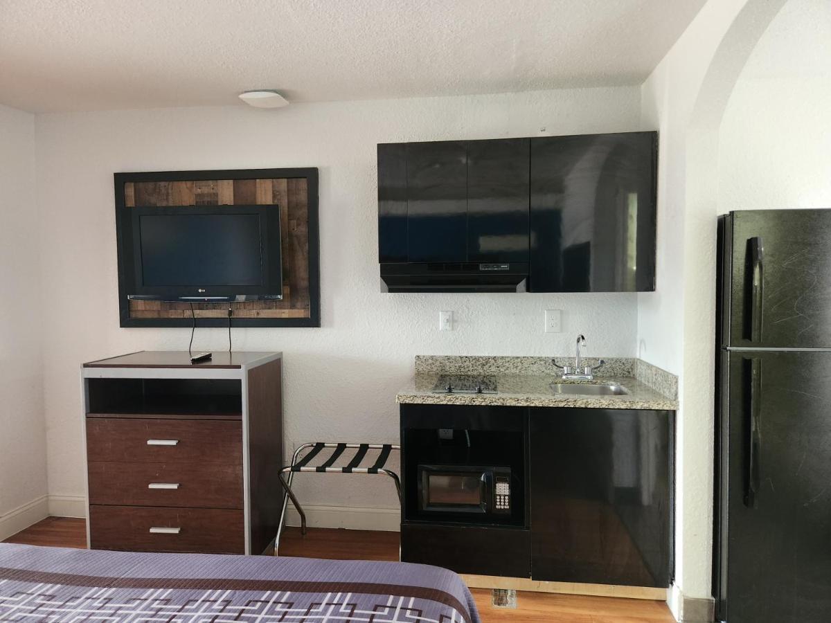 Express Inn Tomball Dış mekan fotoğraf