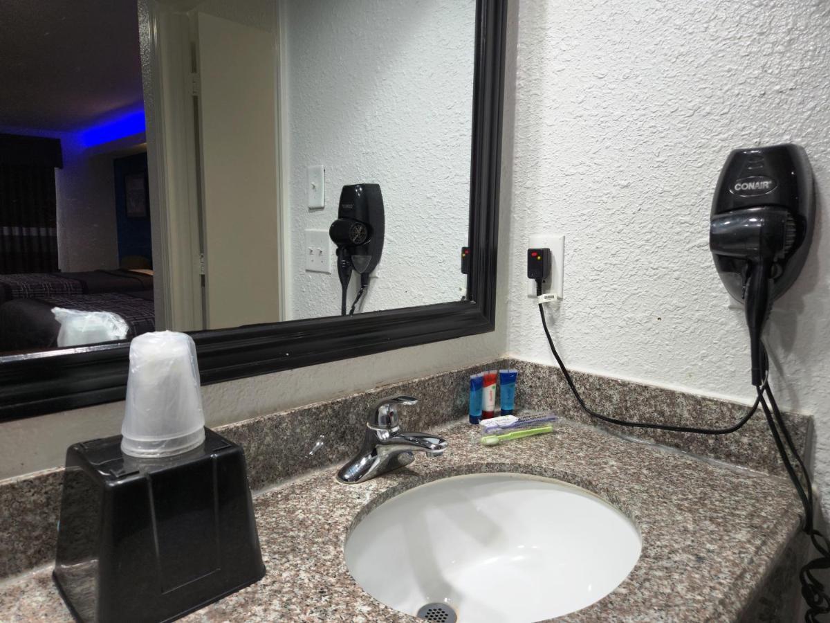 Express Inn Tomball Dış mekan fotoğraf