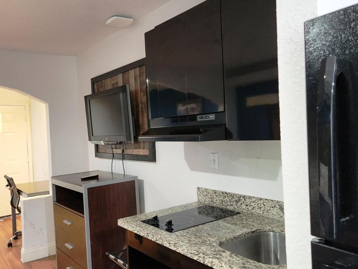 Express Inn Tomball Dış mekan fotoğraf