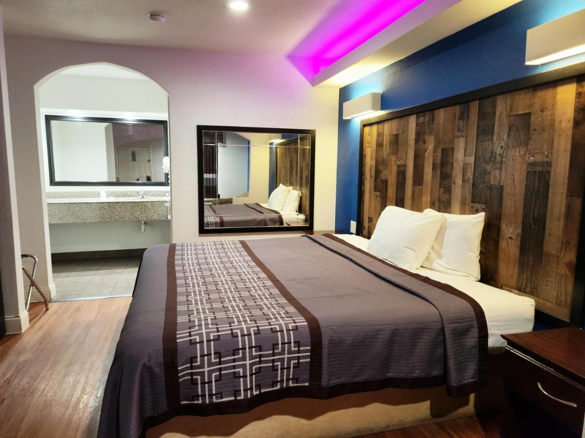 Express Inn Tomball Dış mekan fotoğraf
